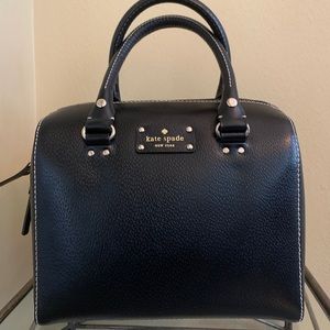 Black Kate Spade purse